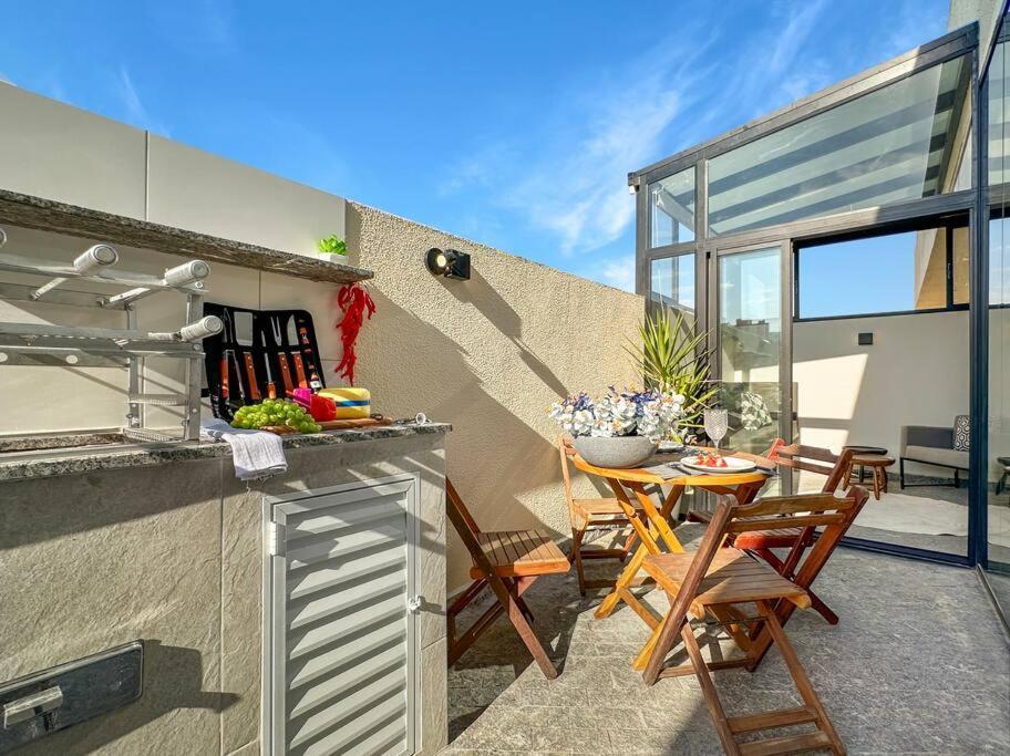 Modern Cover Barbecue Cgh Ac Apartment