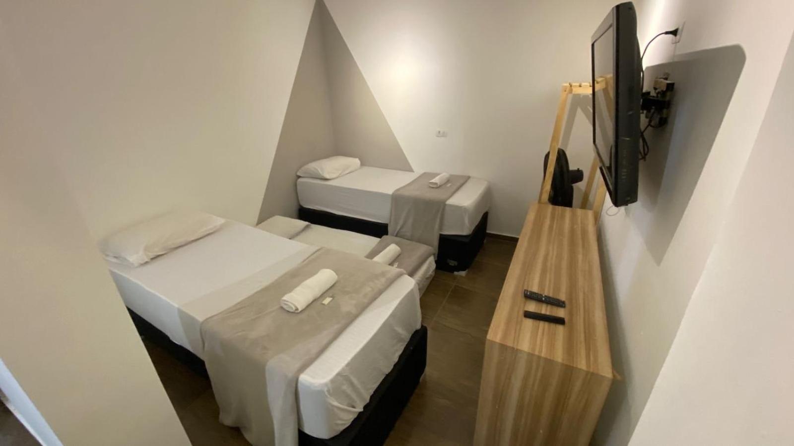 E Quartos Privativos Na Chacara Santo Antonio *