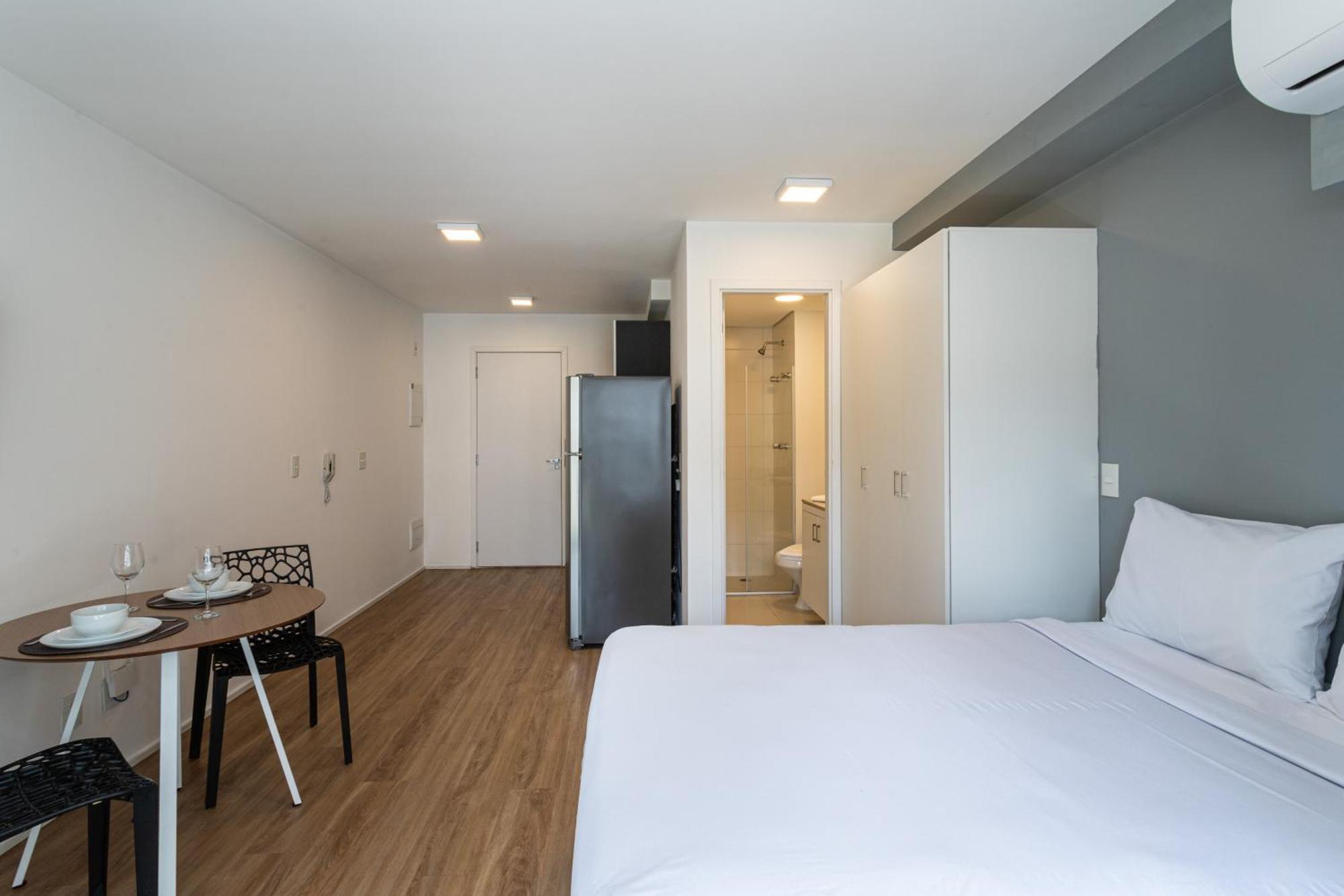 Apartment Aurora Paulistana A Passos Do Metro Republica São Paulo