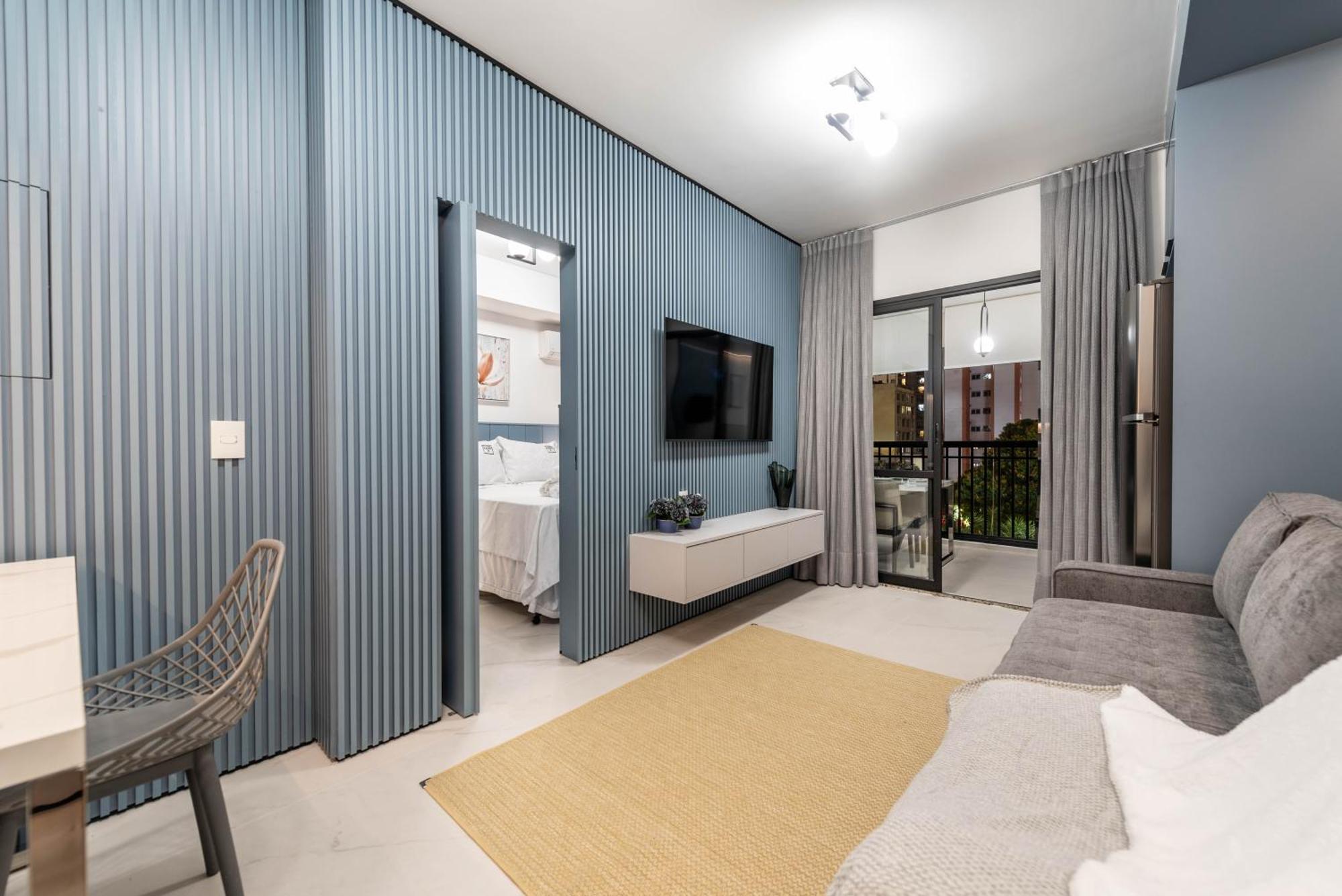 Rosemari's 22 Luxuoso Apartment