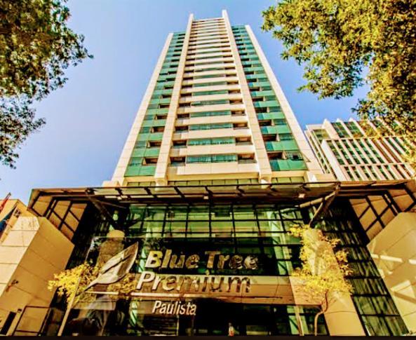 Master Deluxe Varanda - Premium Blue Tree - Av Paulista - Black Edition - By Housenn