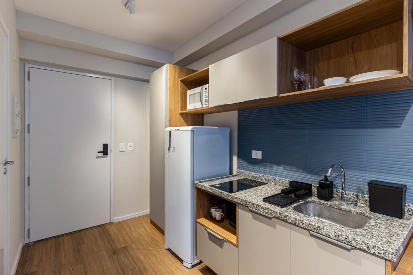 360 Pamplona Nr Apartment *