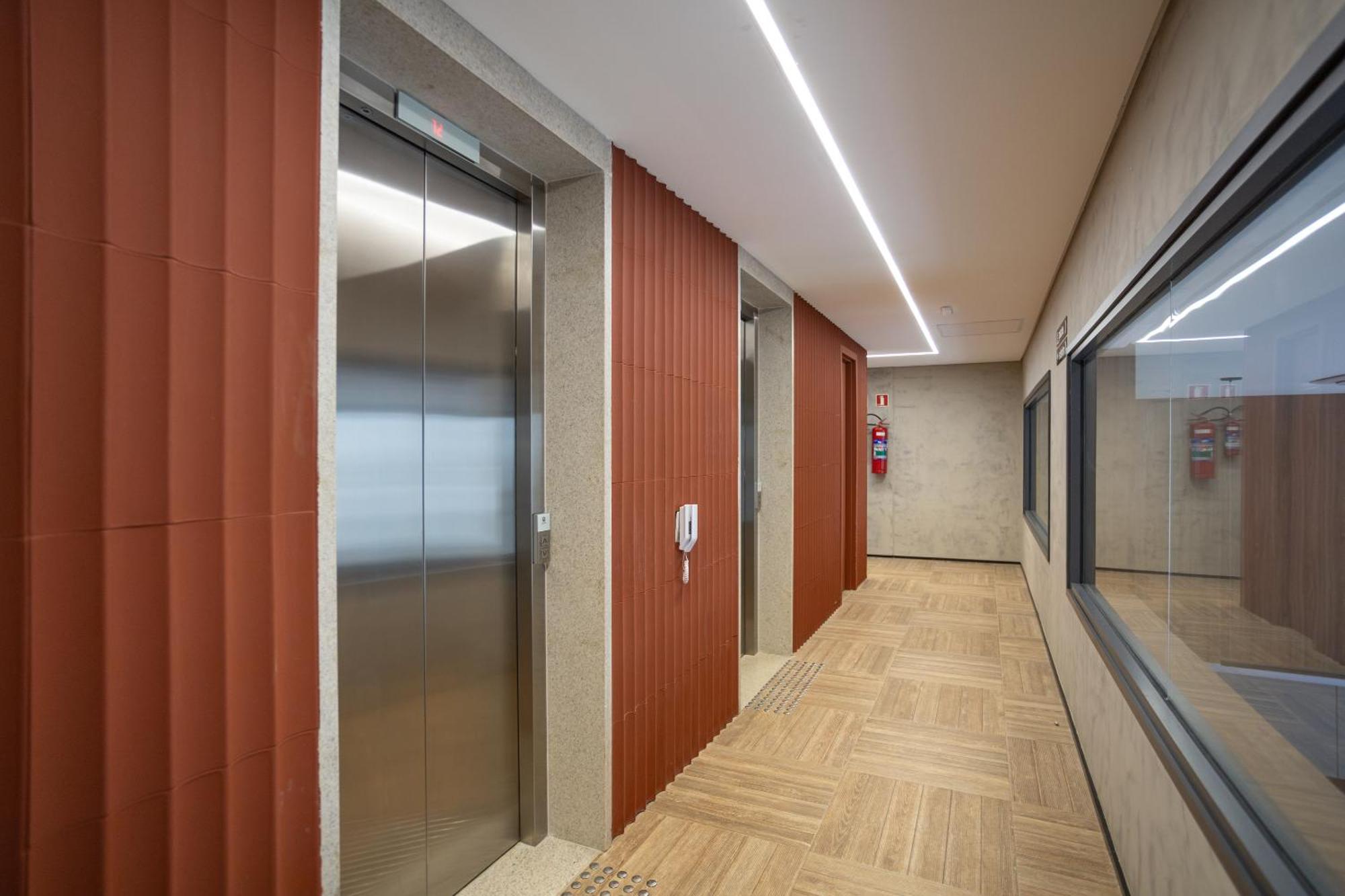 360 Pamplona Nr Apartment