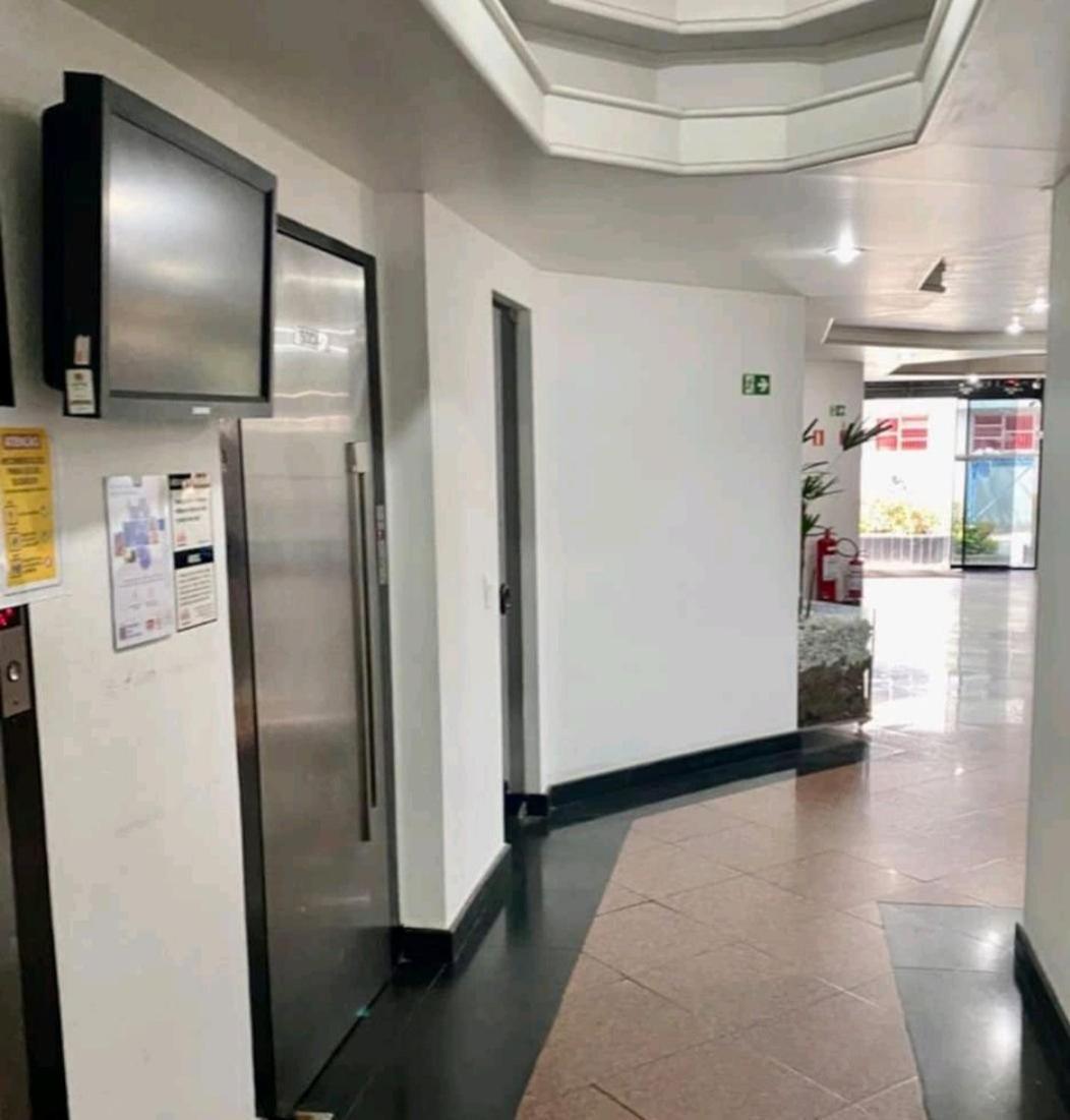 Flat Deslumbrante - Garagem, Hakka, Feirinha E Hospitais *