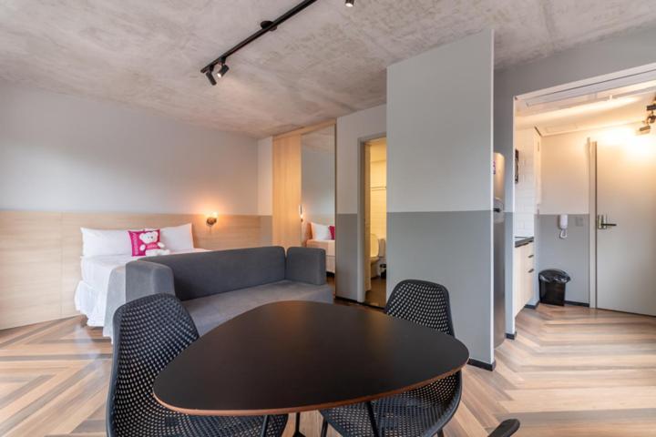 Housi Boutique Faria Lima By Belong - Condado