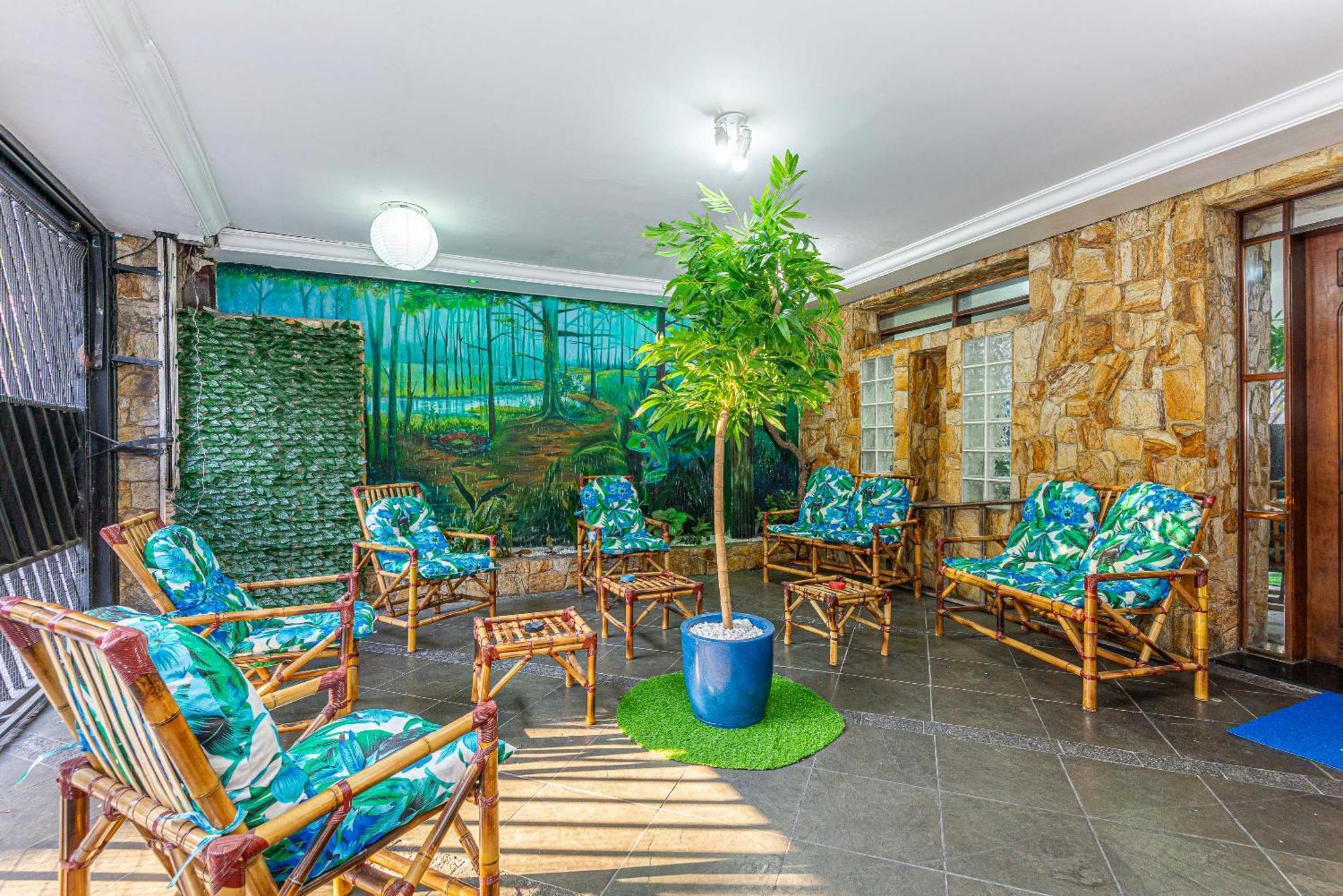 Hostheo Liberdade Bed & Breakfast