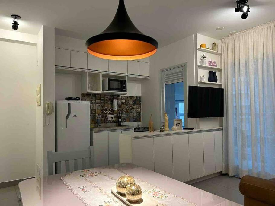 Apartment Au48 Encantador Com Varanda E Vista Urbana *