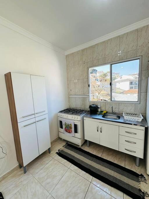 Apto Mobiliado Sp - Horto 01 - 28 Apartamento
