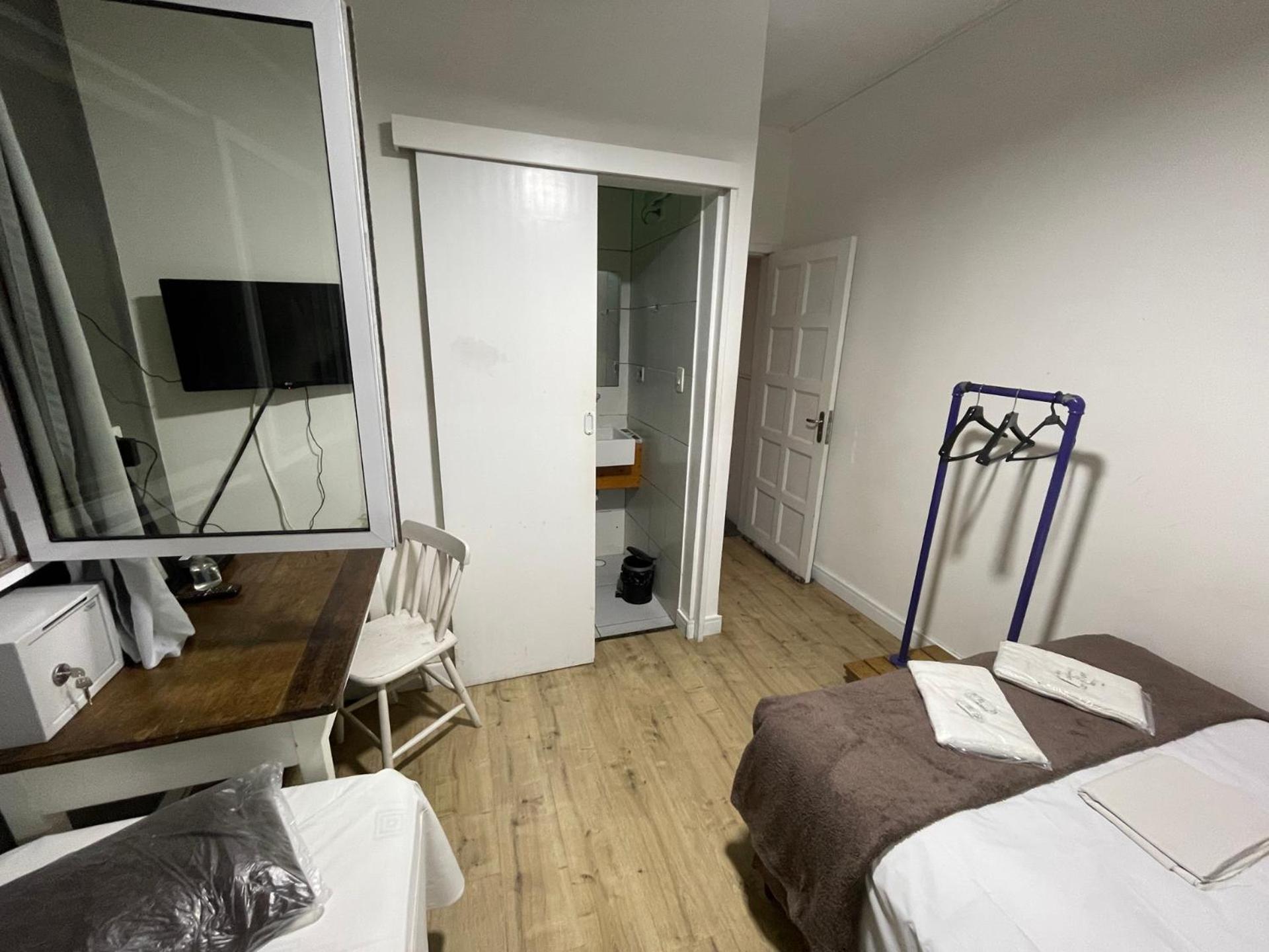 Hostel Garoa