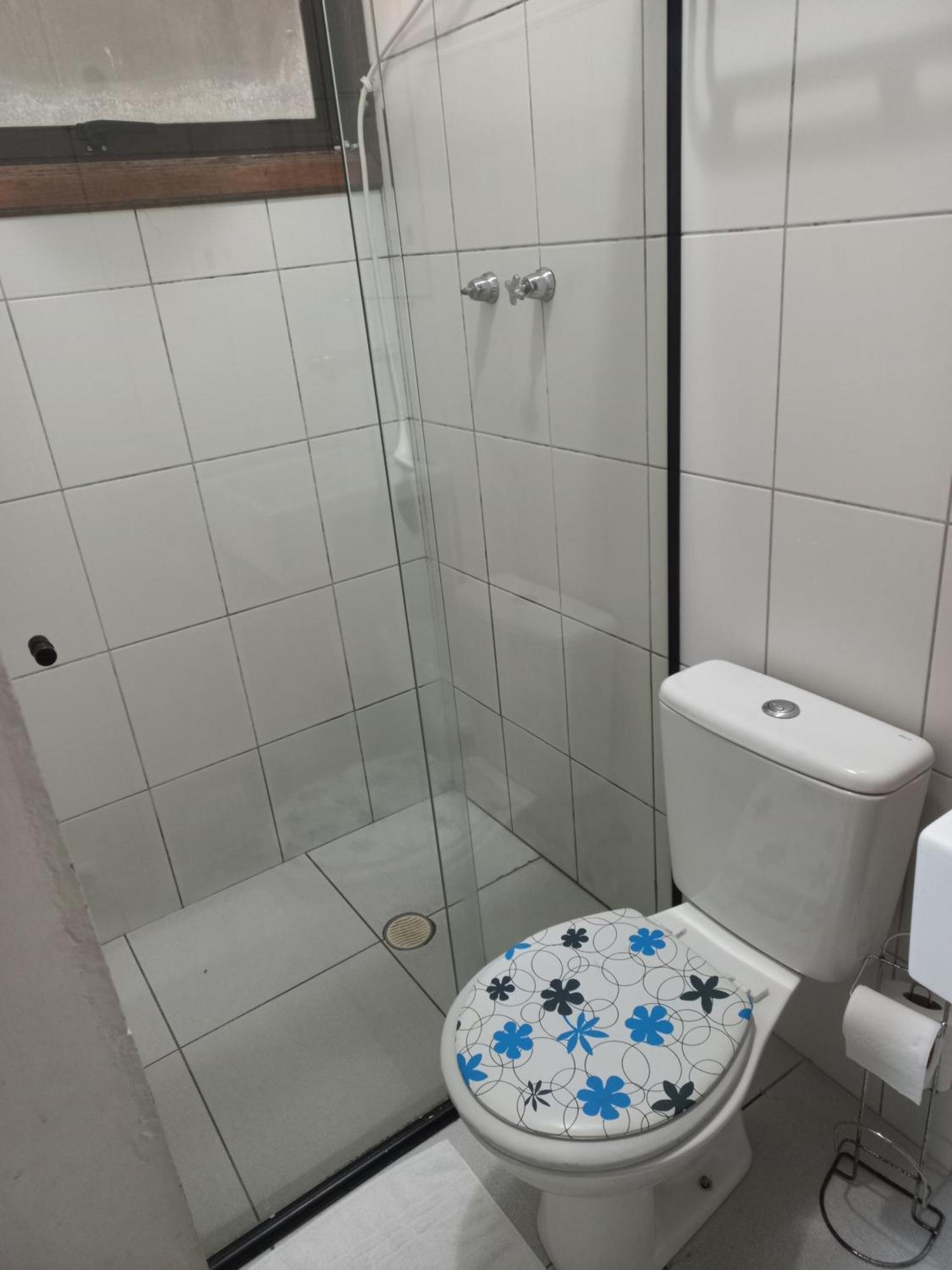 Garoa Hostel *