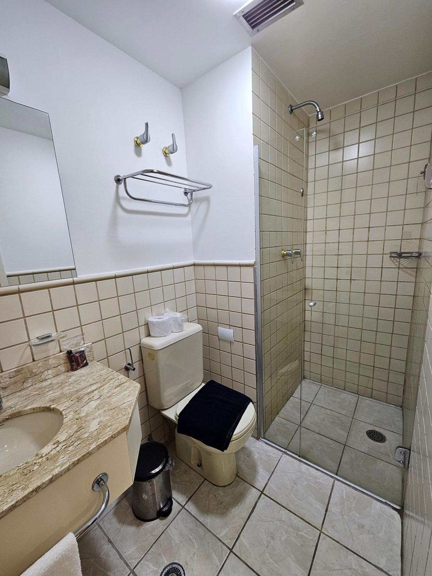 Flat Rua Americo Brasiliense 2163 Uh1208 *