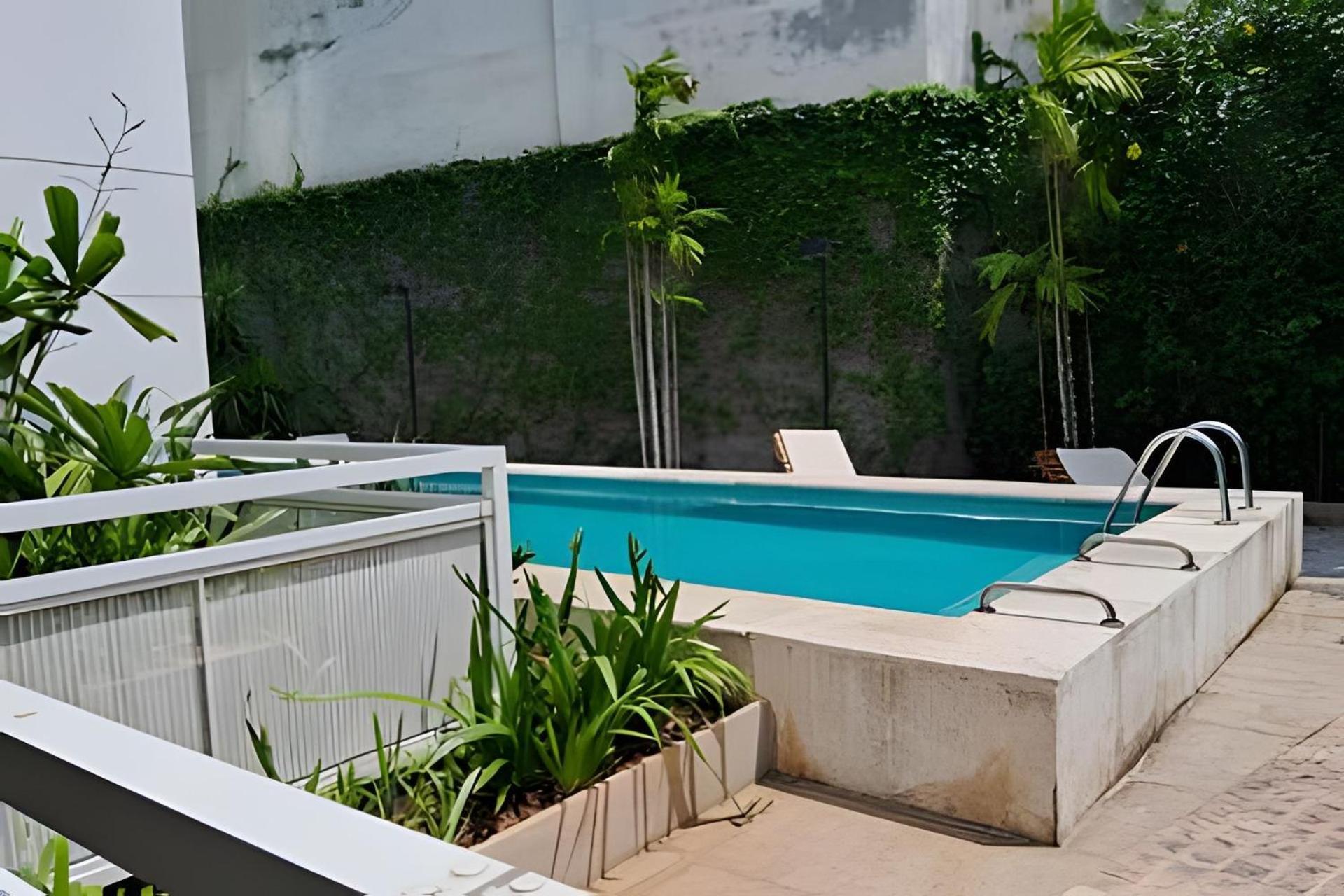 Host - Estacao Da Luz Daire *