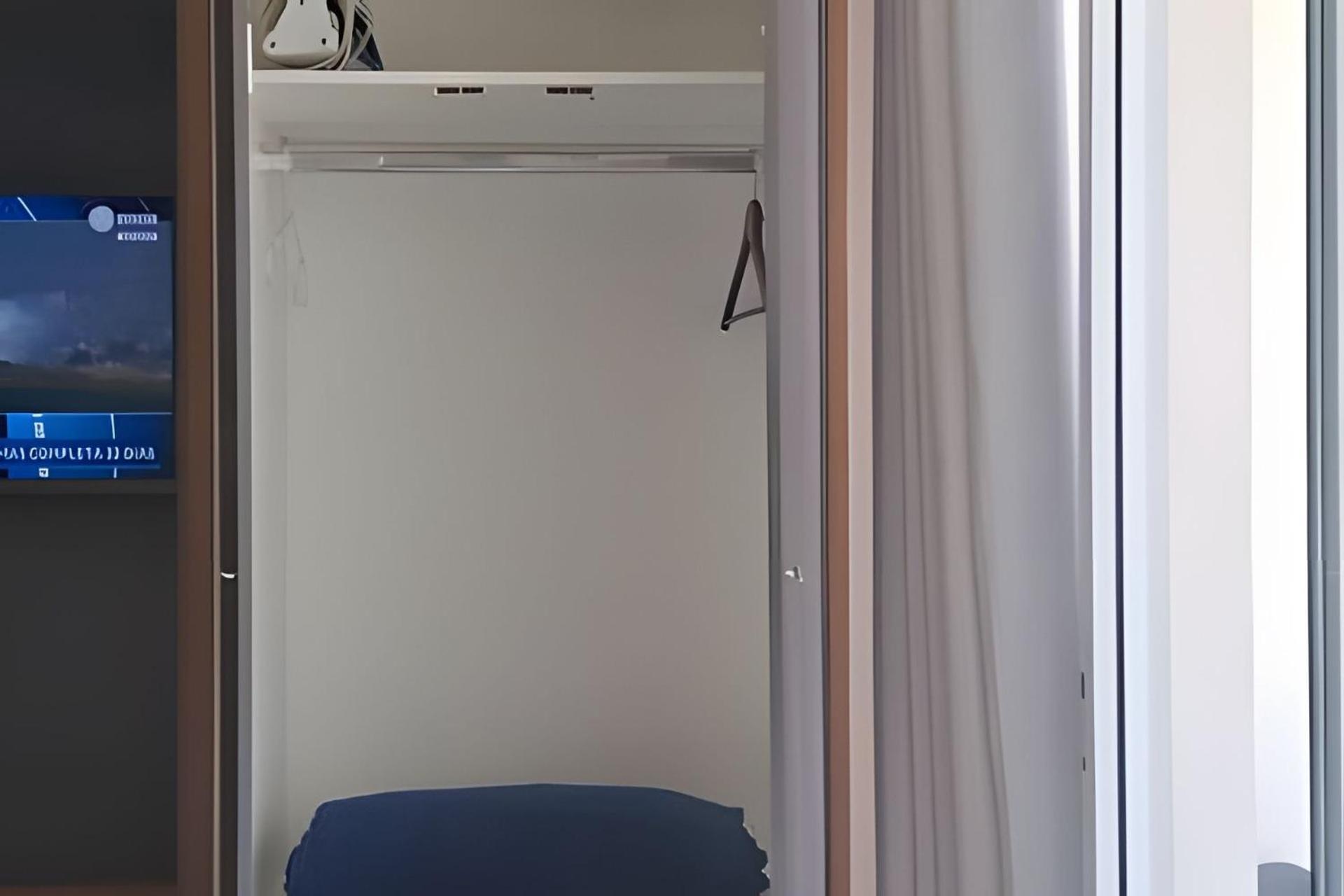 Host - Estacao Da Luz Daire