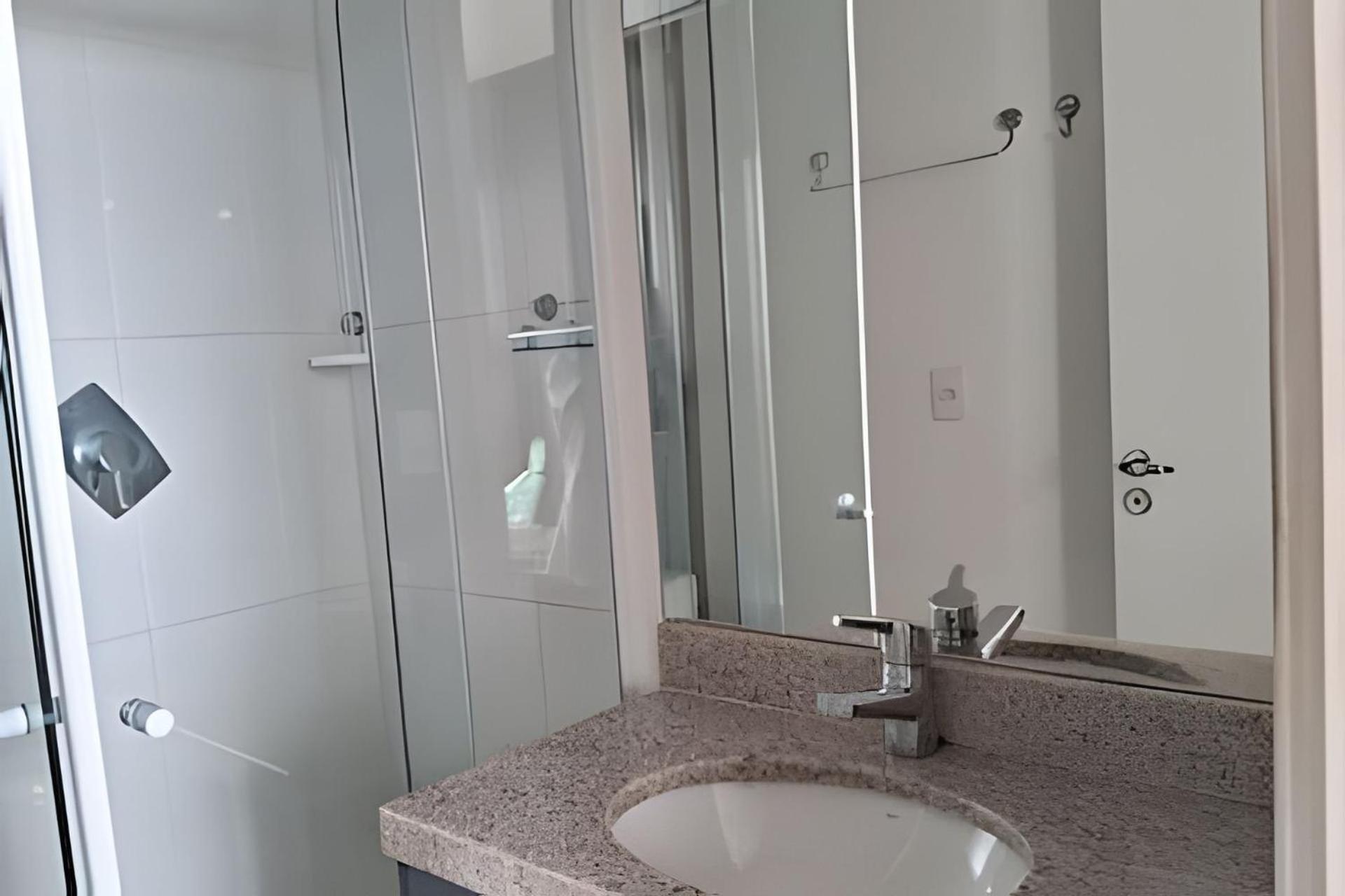 Host - Estacao Da Luz Daire