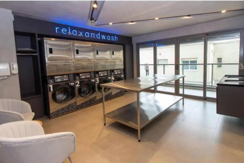 Vn Oscar Freire Ap 1507 * São Paulo