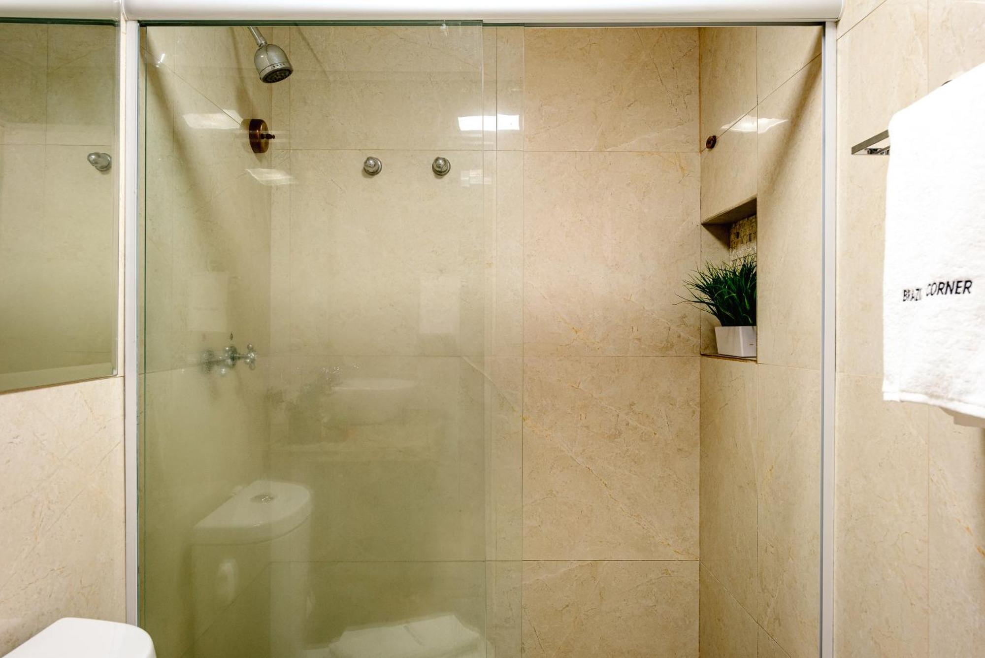 Piscina, Ac, Vaga No Itaim Bibi | Brazilian Corner Apartment Sao Paulo