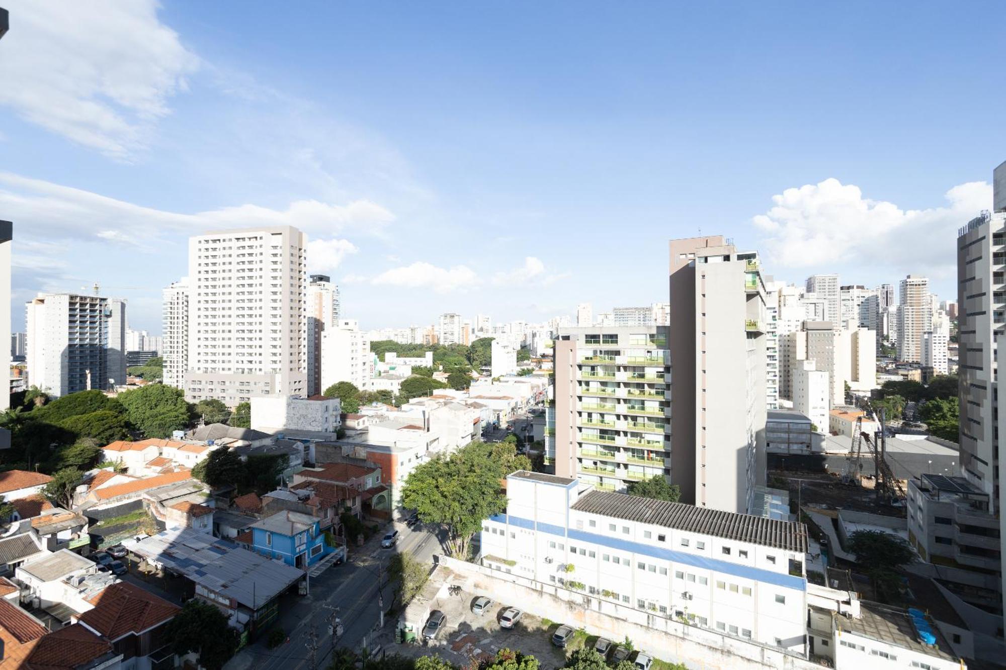 Apartment 360 Vn Turiassu By Housi