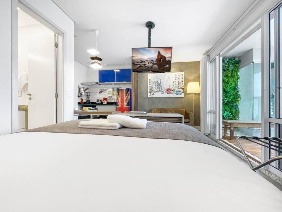 Apartment Private Airport View Kitchen Heat Open Pool *