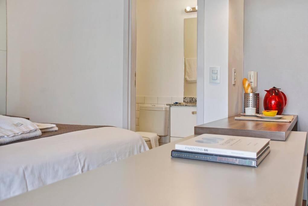 Private Airport View Kitchen Heat Open Pool