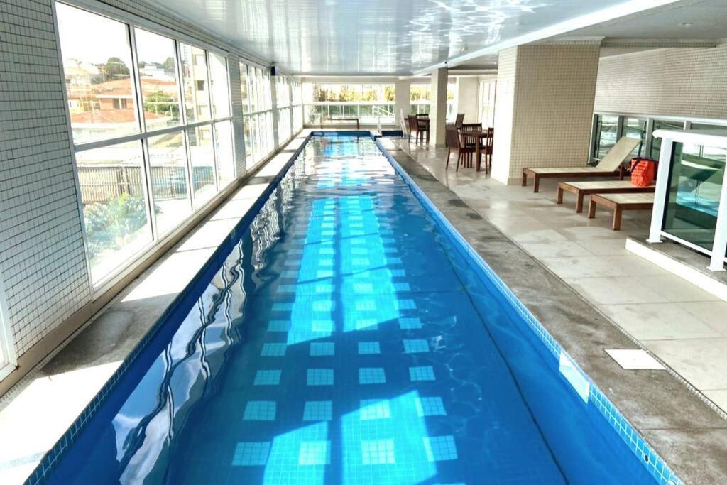 Apartment Private Airport View Kitchen Heat Open Pool *