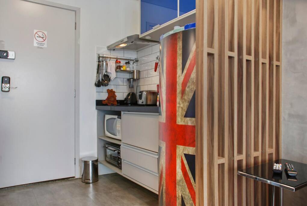 Private Airport View Kitchen Heat Open Pool Apartment *