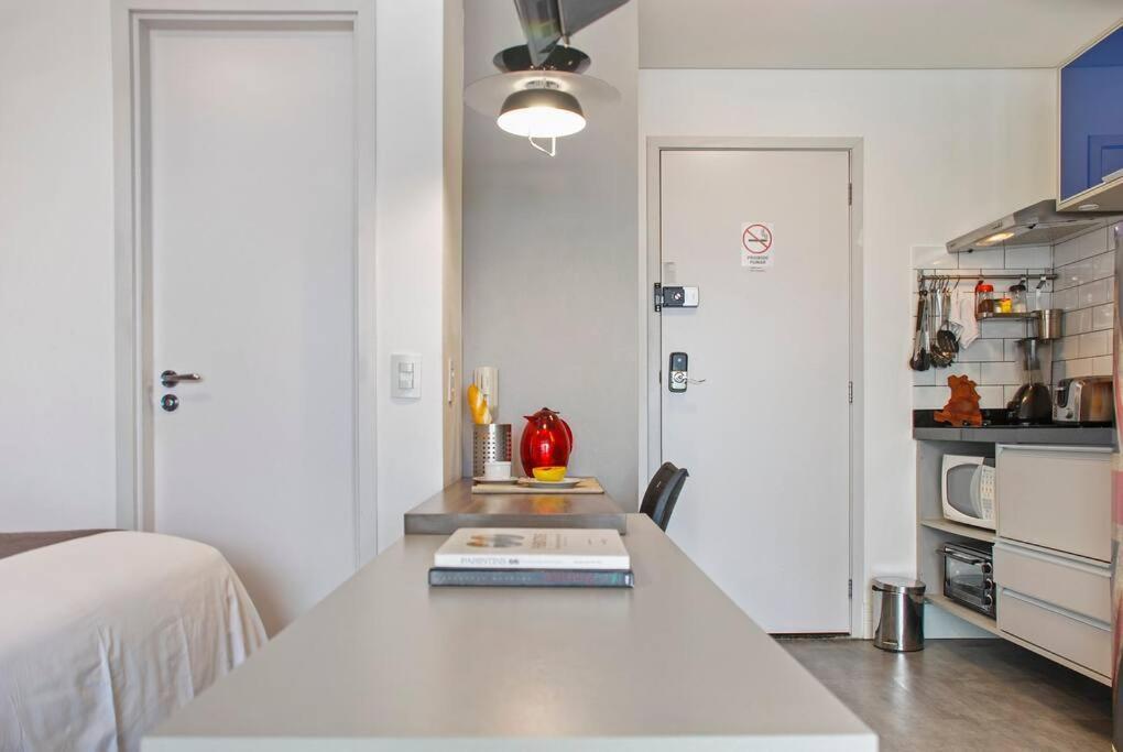 Apartment Private Airport View Kitchen Heat Open Pool