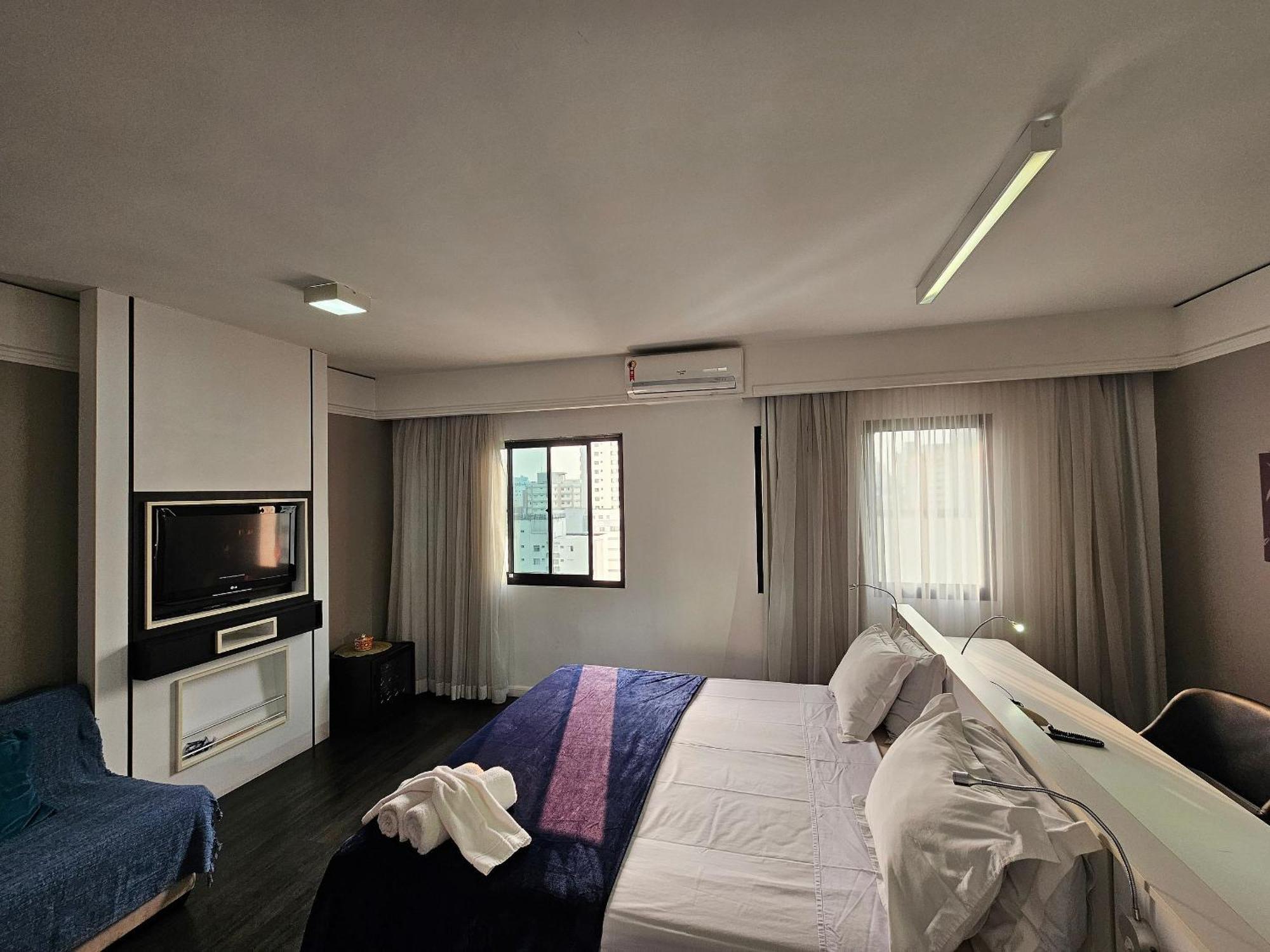 Hotel Flat Av Macuco Ibirapuera Uh-2710 Sao Paulo