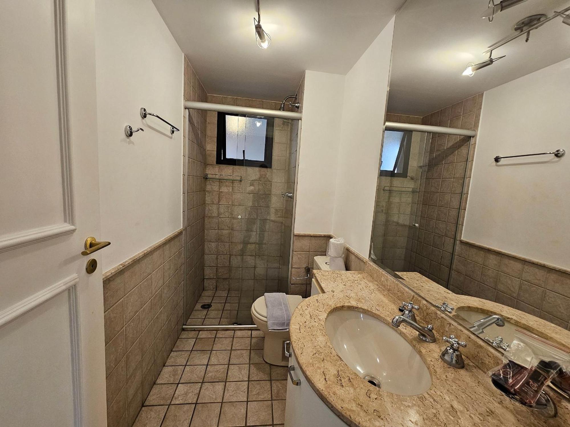 Apartment Flat Com Dois Quartos E Dois Banheiros *