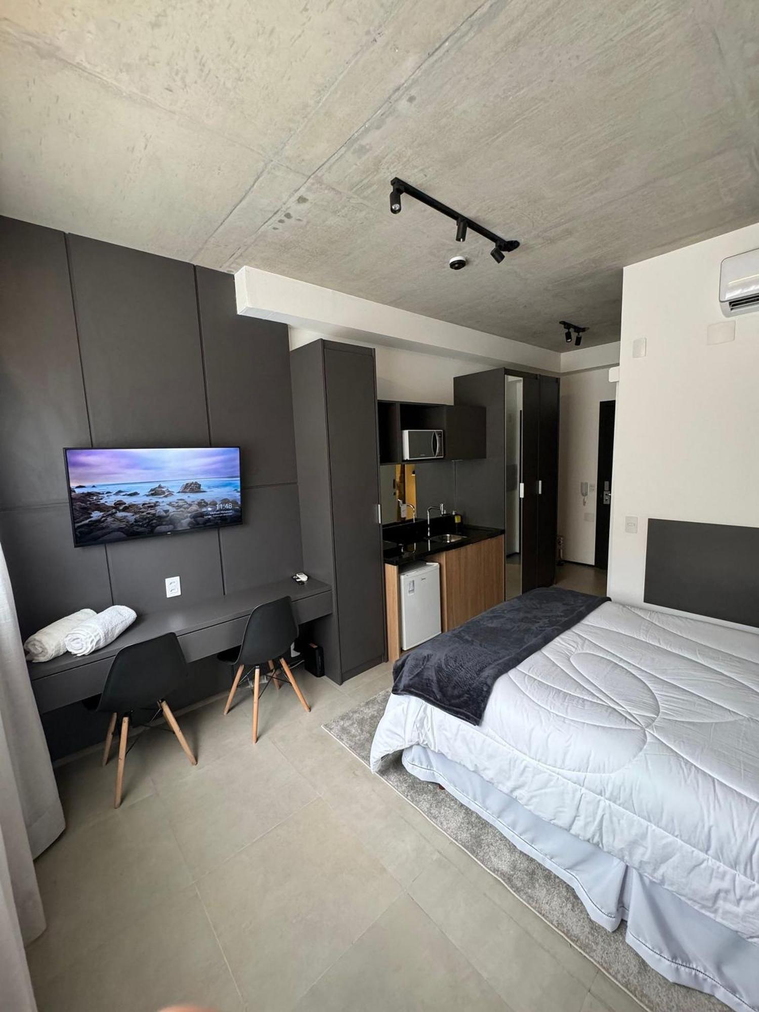 U_x | Lindo Na Bela Vista Proximo Ao Hospital Sirio Libanes A 100 Metros Apartment *