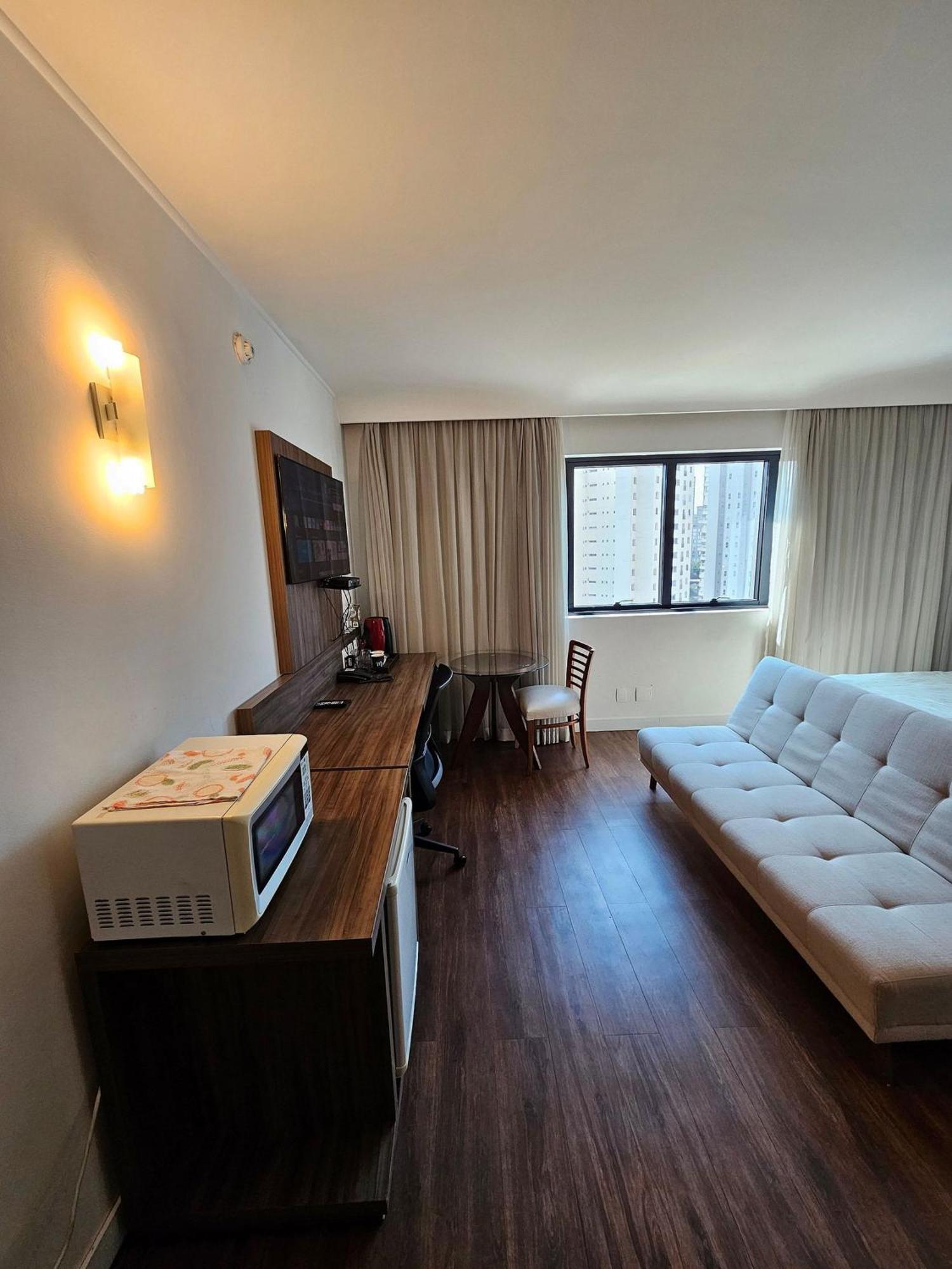 Apartemen Internacional Ibirapuera 2534