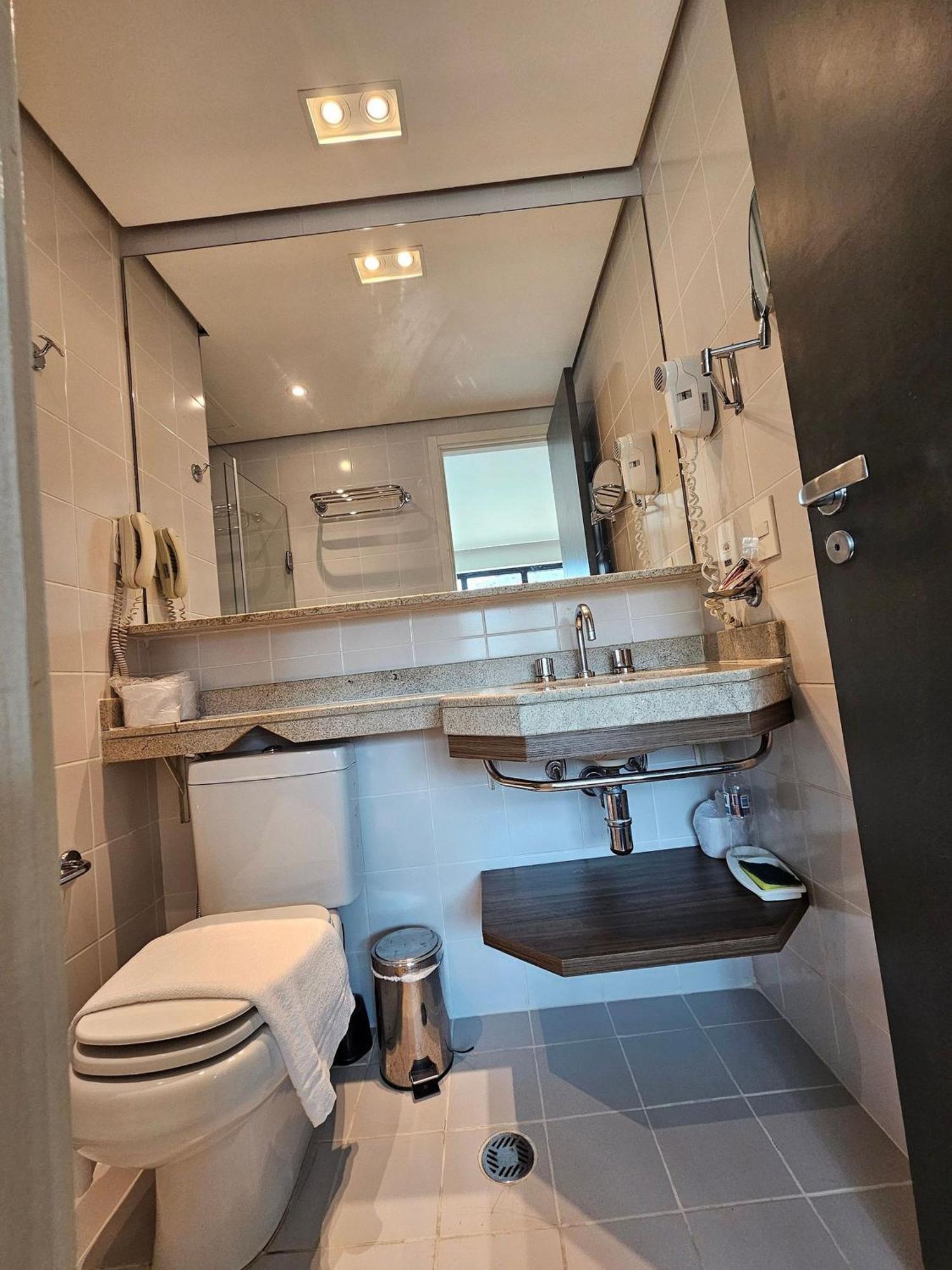 Internacional Ibirapuera 2534 Apartemen