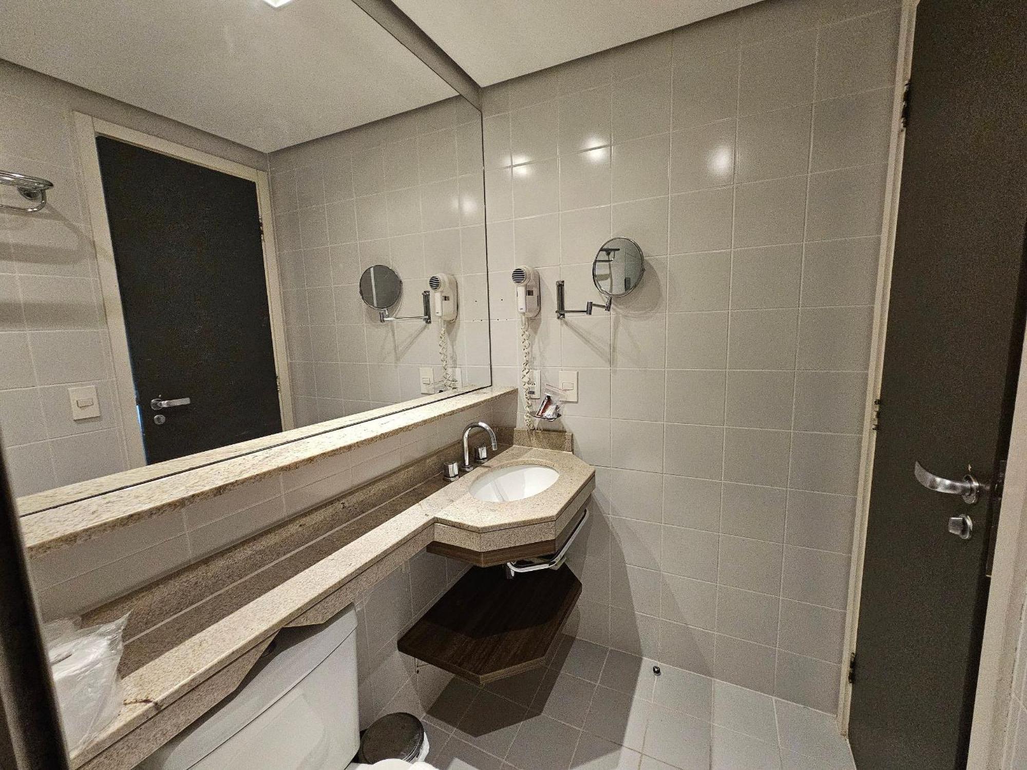 Internacional Ibirapuera 2534 Apartemen