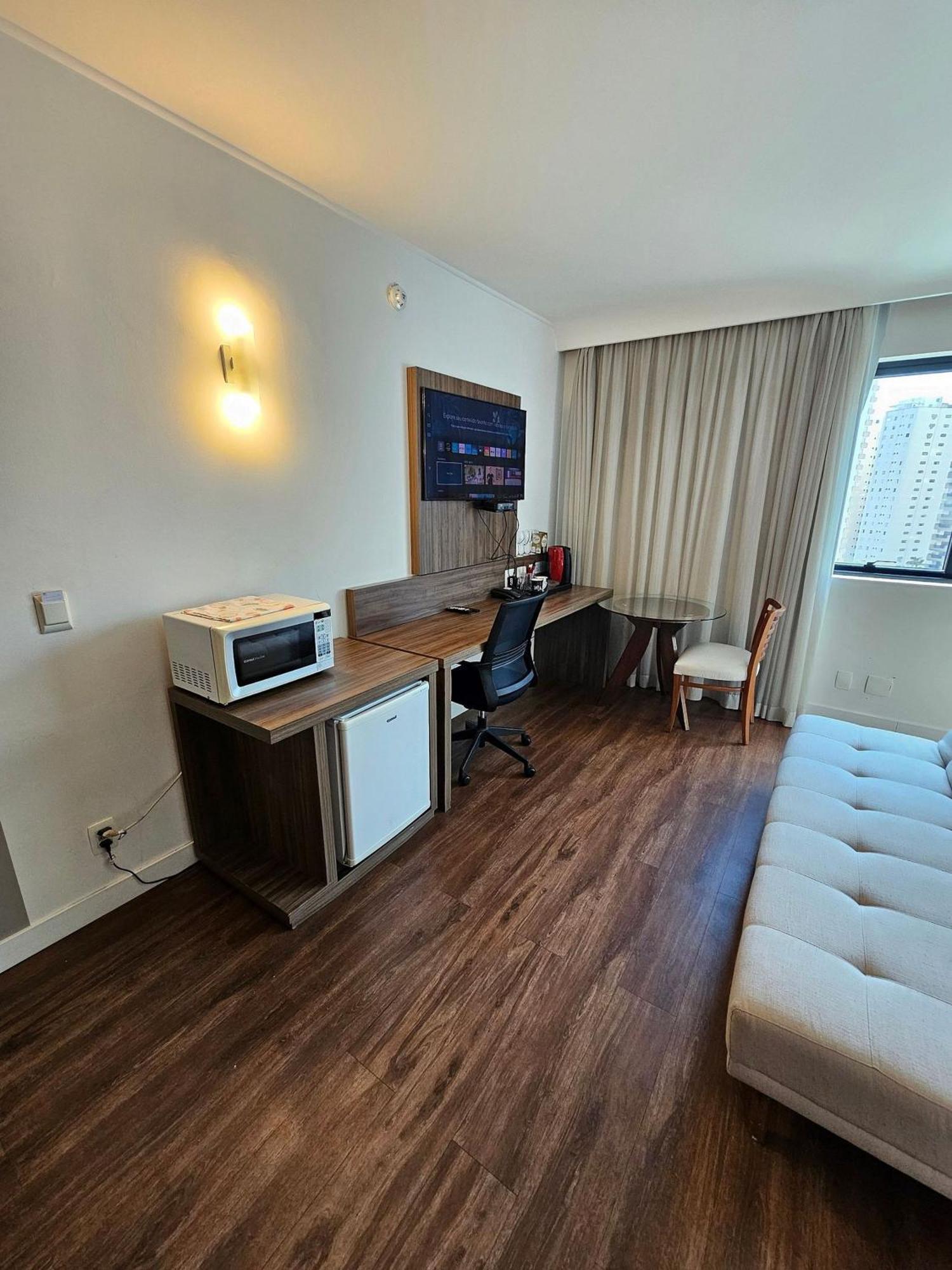 Apartemen Internacional Ibirapuera 2534 *