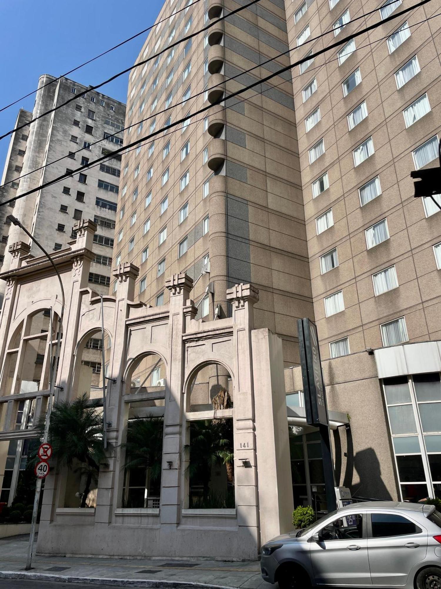 No Slav Downtown Com Vaga Apartment