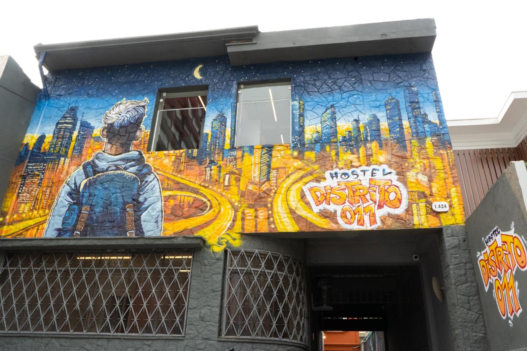 011 * São Paulo