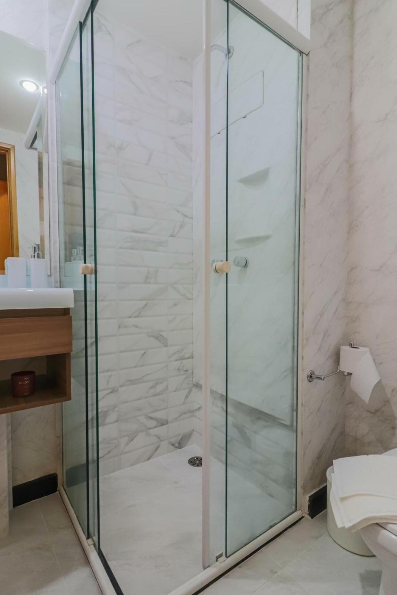 Daire 1707 Flat Com Duas Com Servico De No Itaim Bibi!