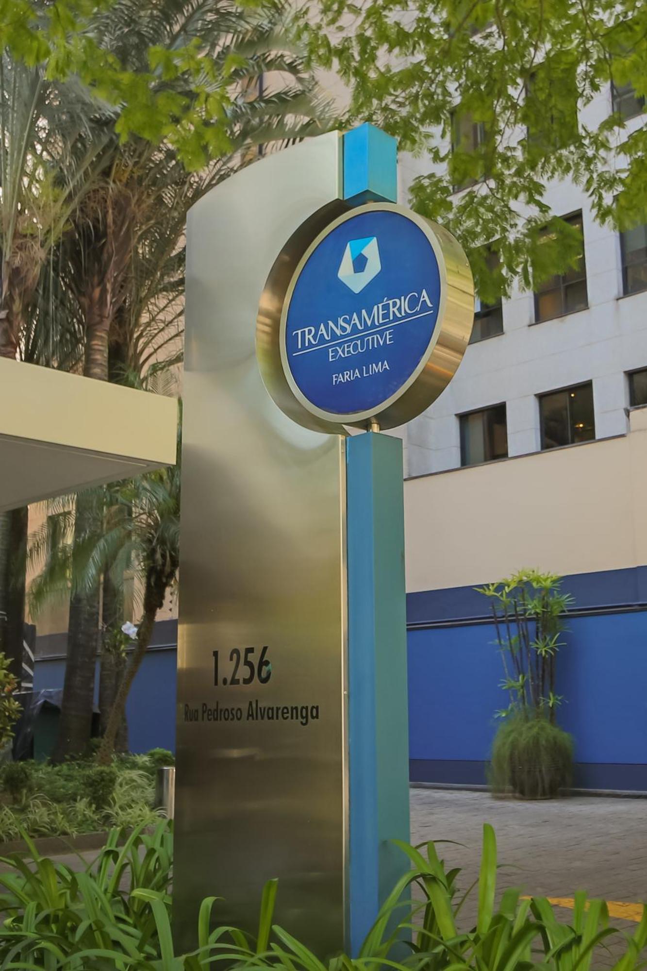 1707 Flat Com Duas Com Servico De No Itaim Bibi! *