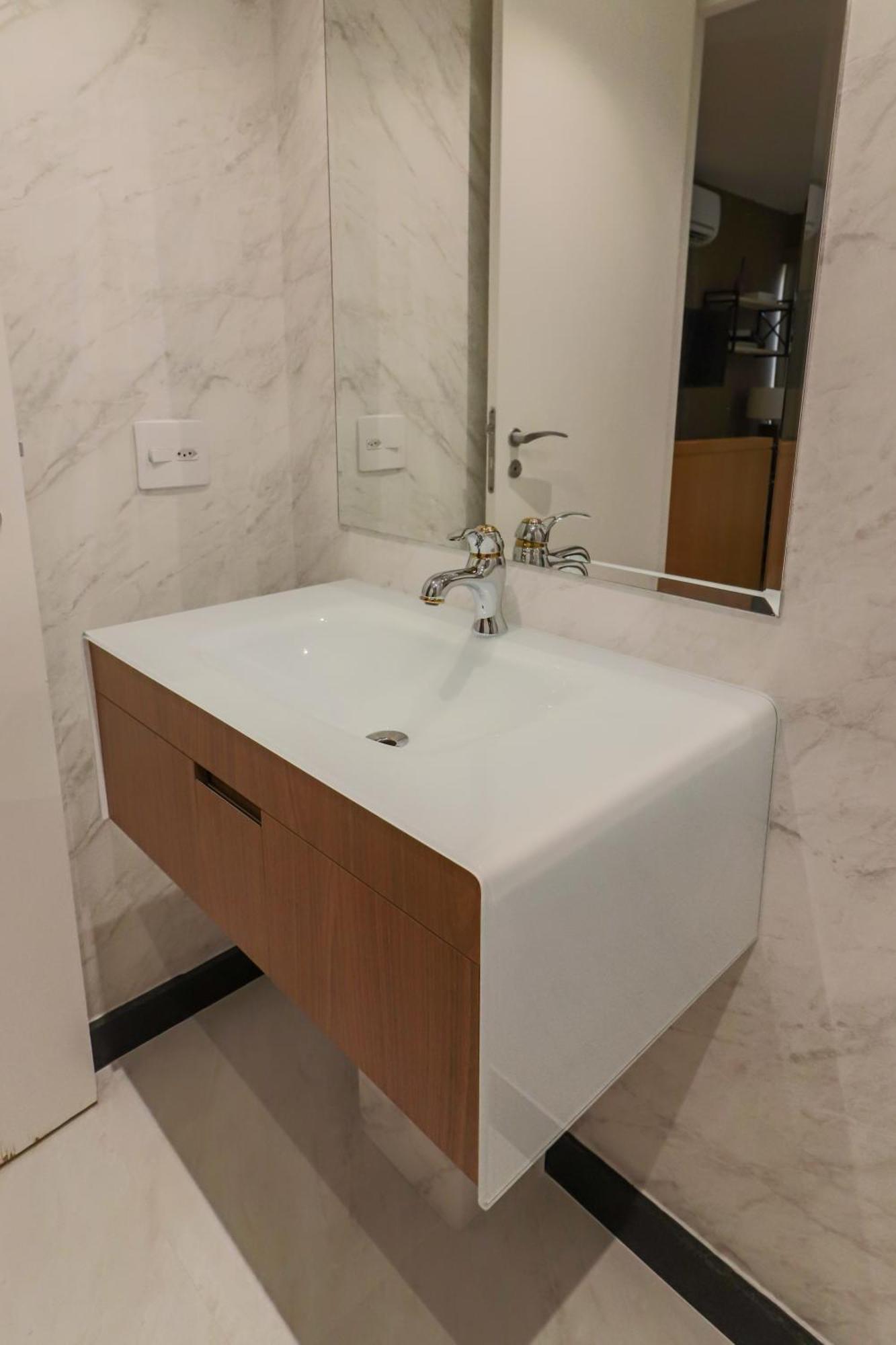 1707 Flat Com Duas Com Servico De No Itaim Bibi! Sao Paulo