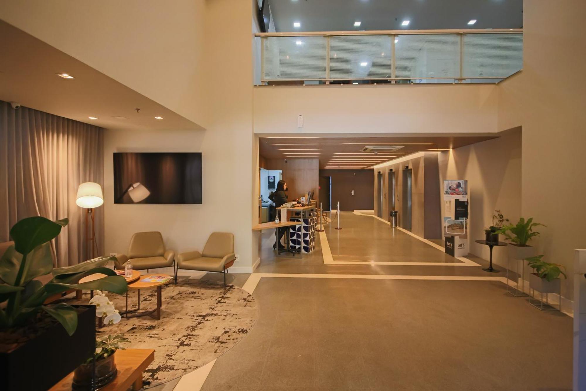 Apartemen 1707 Flat Com Duas Com Servico De No Itaim Bibi!