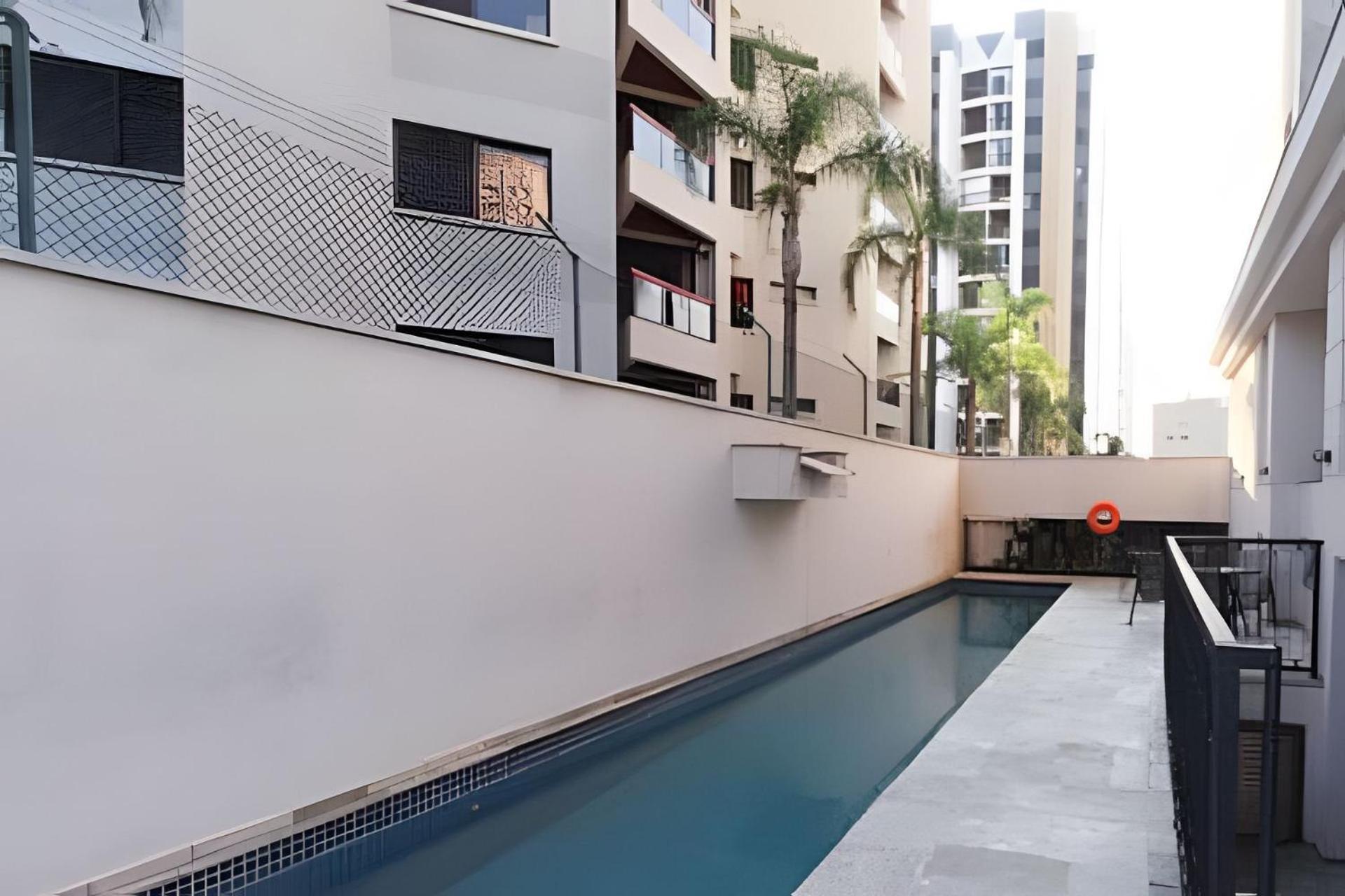 Flat Com E Sala Em Moema Sp