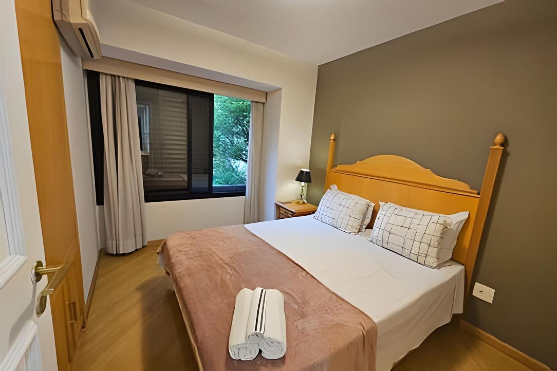 Căn hộ Flat Com E Sala Em Moema Sp
