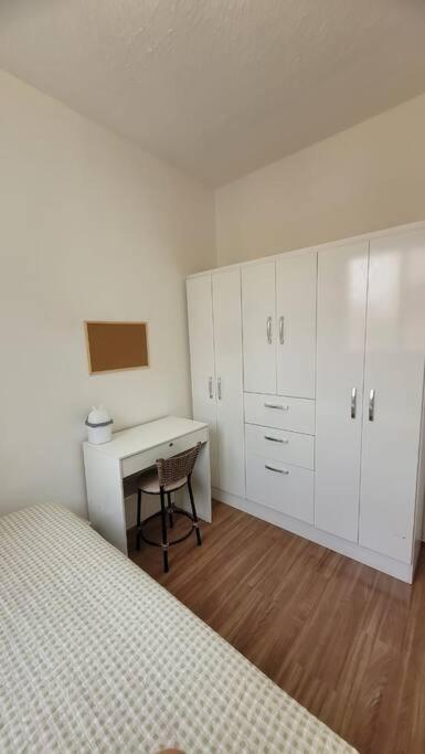 Apartemen Apto No Metro Prudente