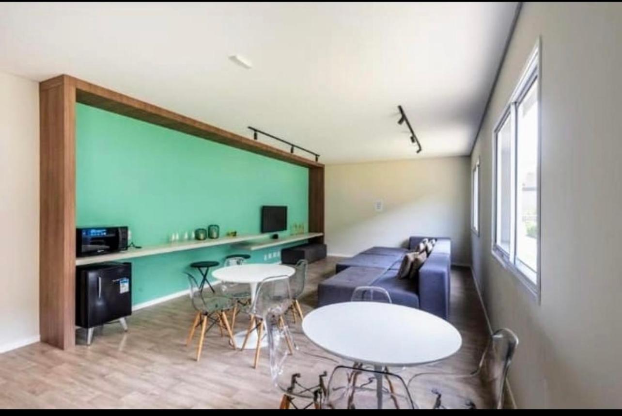 Apartemen 73 - 200m Metro Bras, Centro Sp *