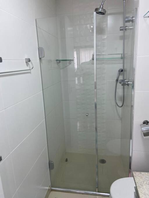 Prox Ao Metro Republica Apartment