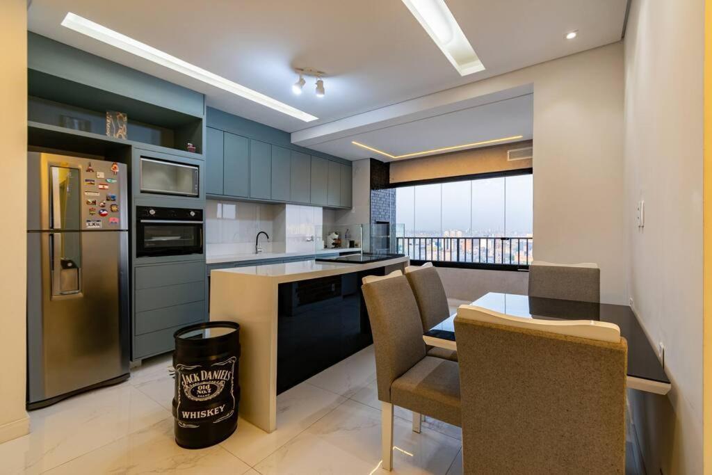 Apto Bras Com Piscina Proximo Ao Centro De Compras Daire *