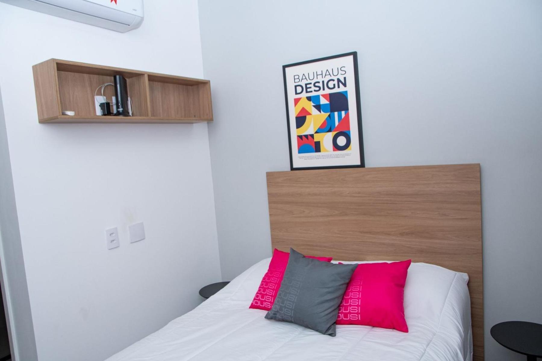 Apartemen On Alvorada By Housi