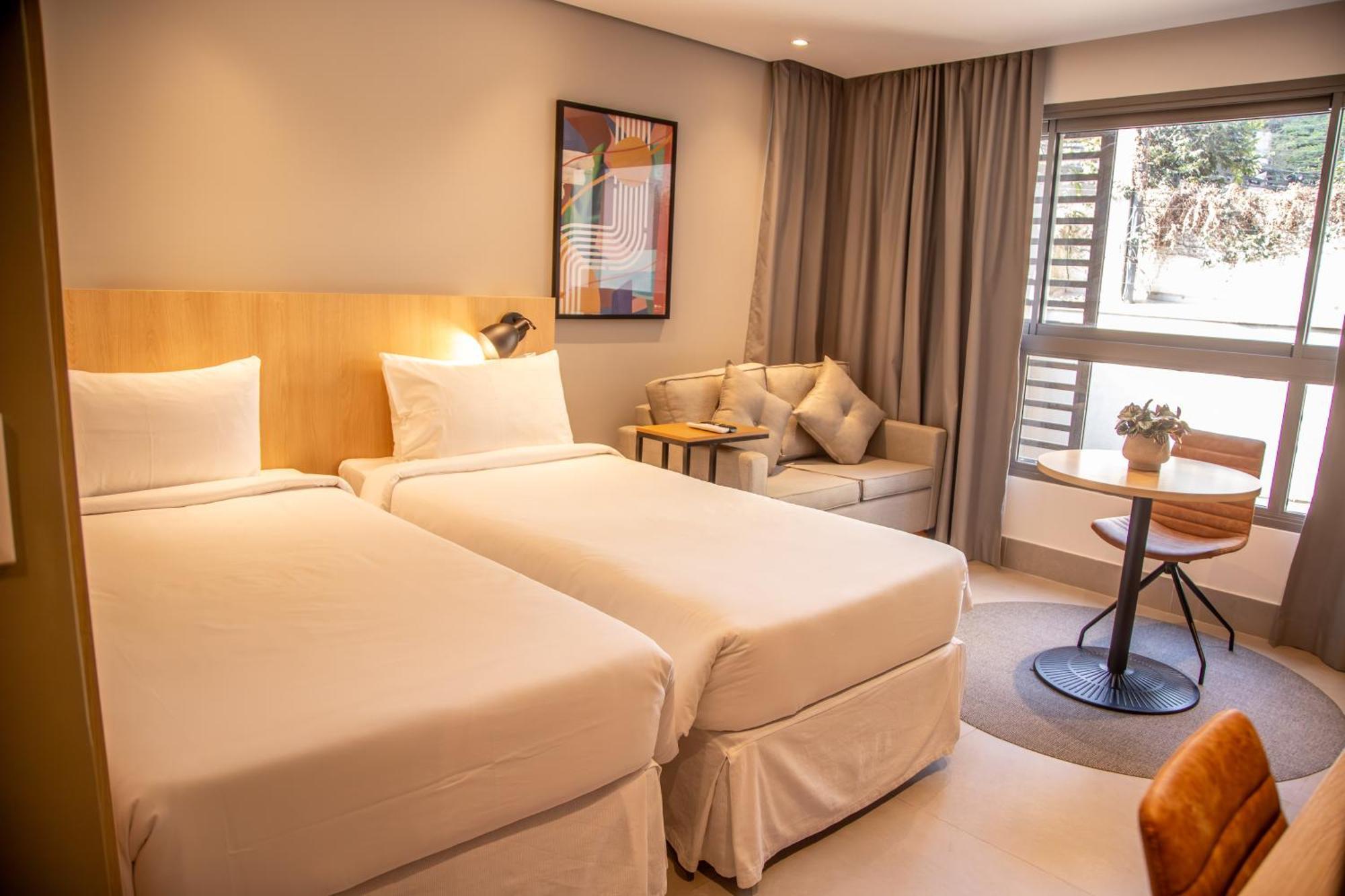 Cozzy Paraiso Hotel 4*