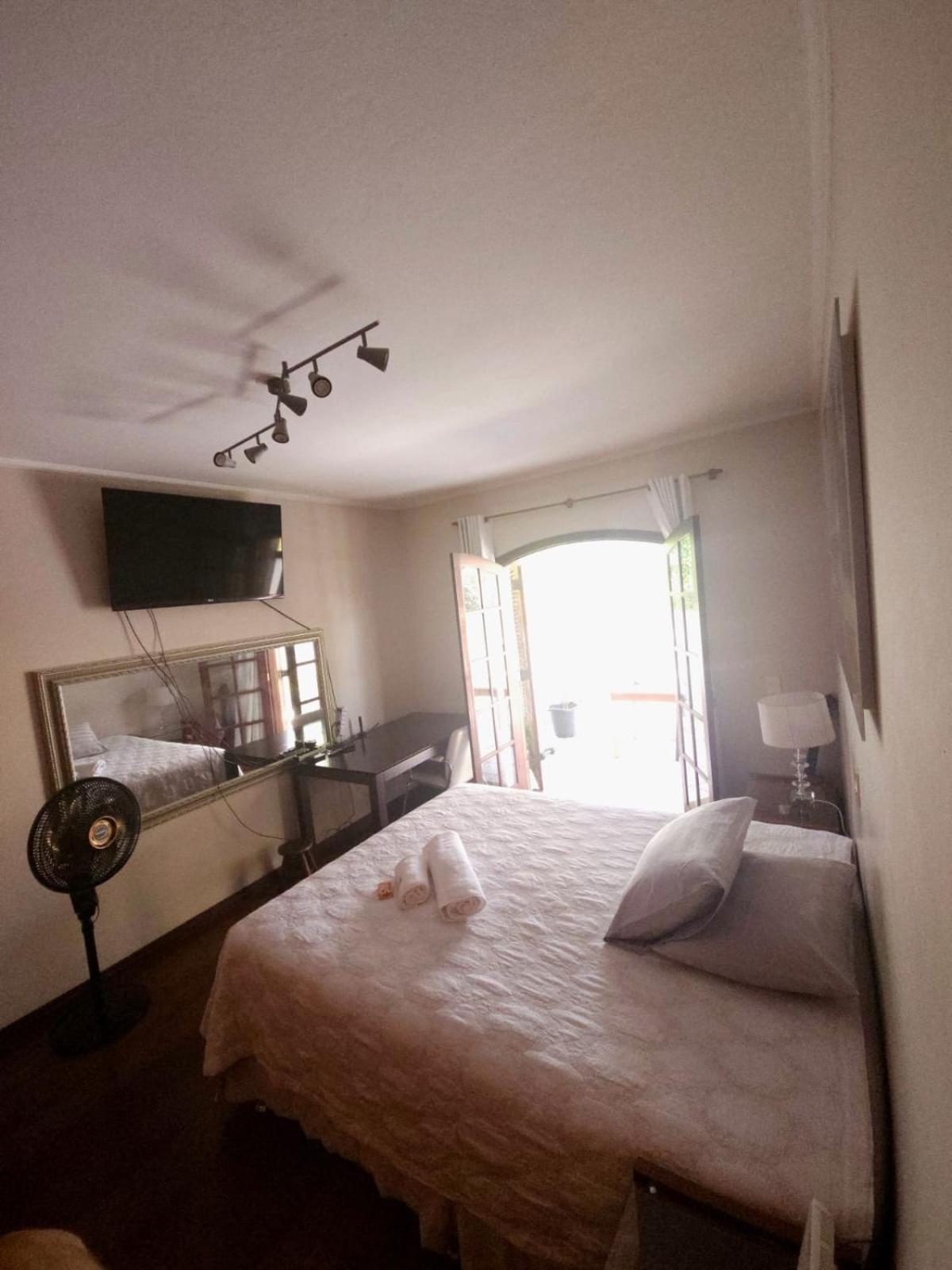 Quartos Aconchegantes Em Sobrado Grande No Meio Do Brooklin * Sao Paulo