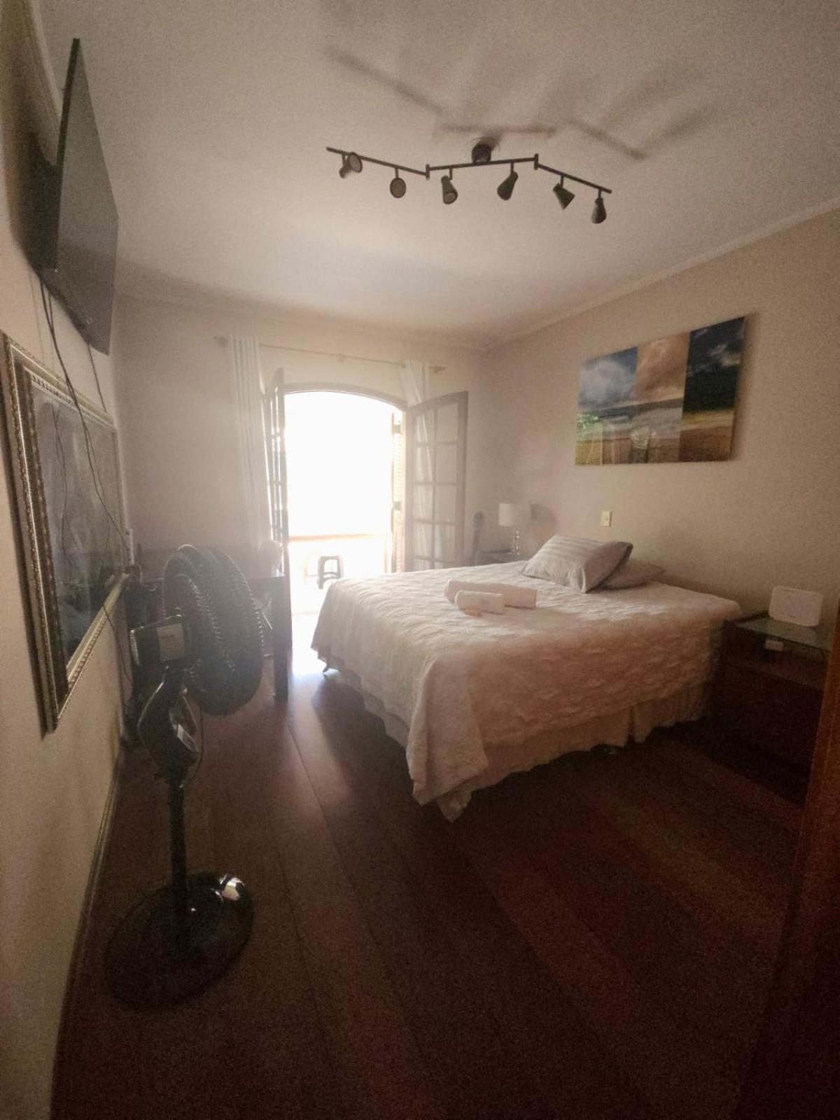 Quartos Aconchegantes Em Sobrado Grande No Meio Do Brooklin