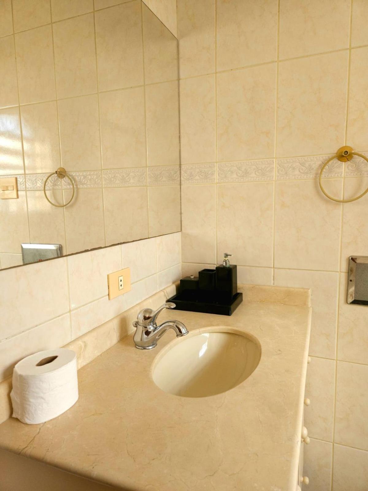 Quartos Aconchegantes Em Sobrado Grande No Meio Do Brooklin *